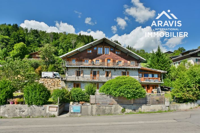 Image No.14-12 Bed House for sale