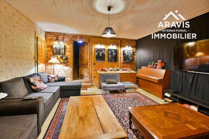 Image No.16-12 Bed House for sale