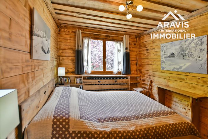 Image No.20-12 Bed House for sale