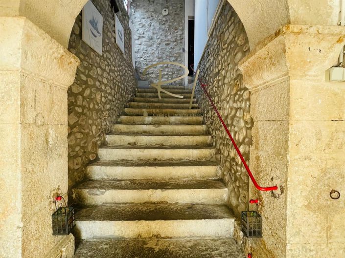 Image No.5-7 Bed House for sale