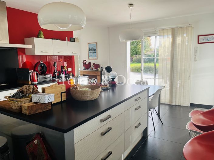 Image No.4-3 Bed House for sale