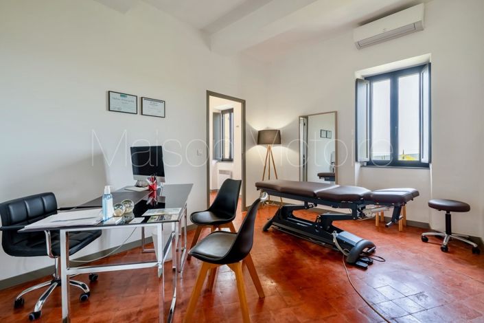 Image No.11-2 Bed House for sale