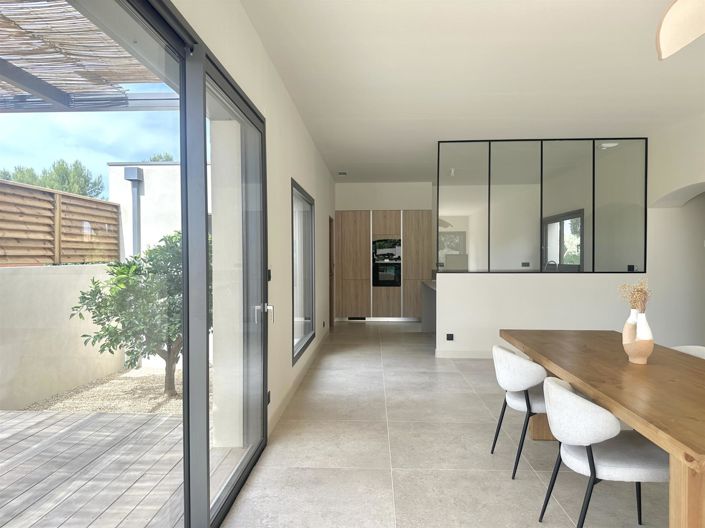 Image No.5-4 Bed House for sale