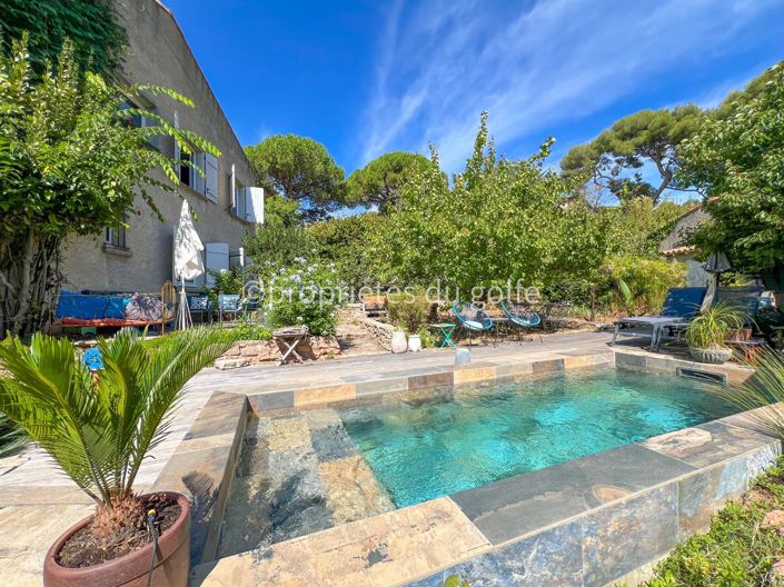 Image No.2-5 Bed House for sale