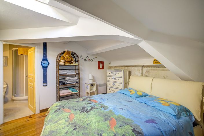 Image No.22-4 Bed Apartment for sale