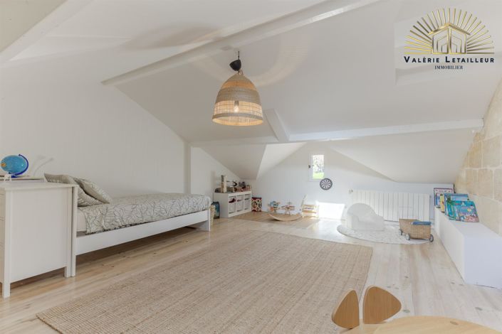 Image No.11-3 Bed House for sale