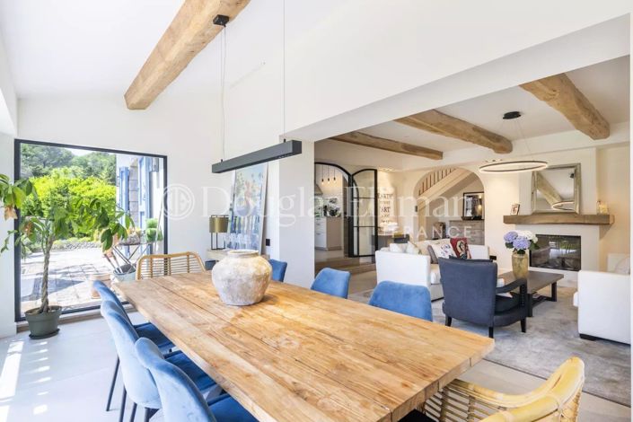 Image No.9-5 Bed House for sale