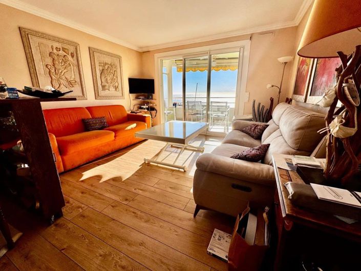 Image No.7-Apartment for sale