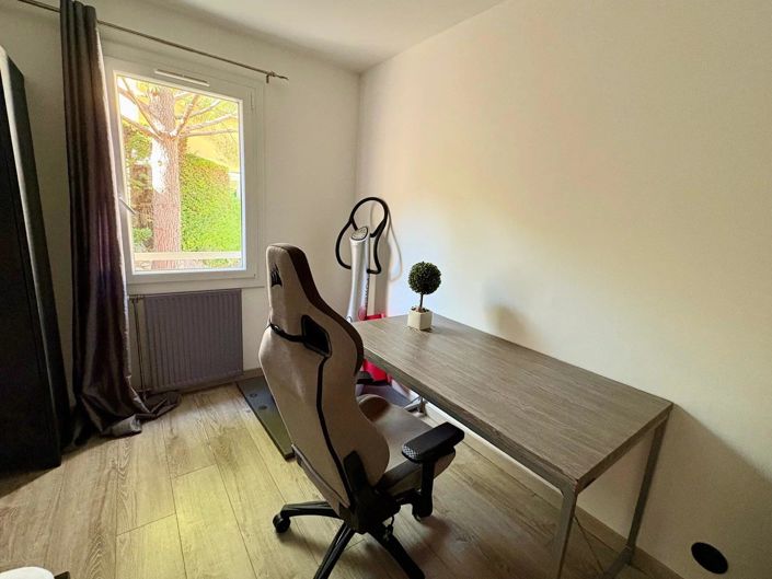 Image No.11-Apartment for sale