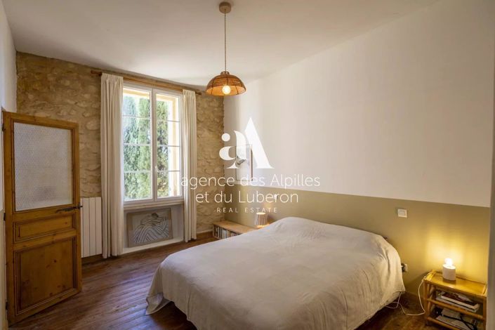 Image No.10-3 Bed House for sale