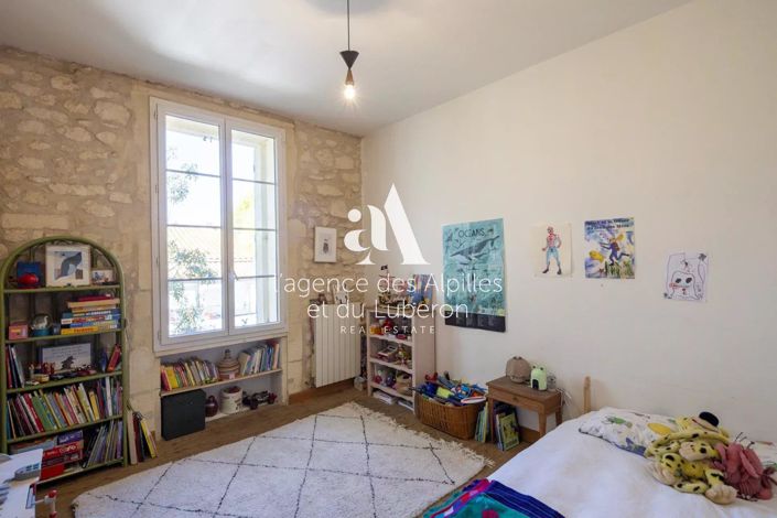 Image No.14-3 Bed House for sale