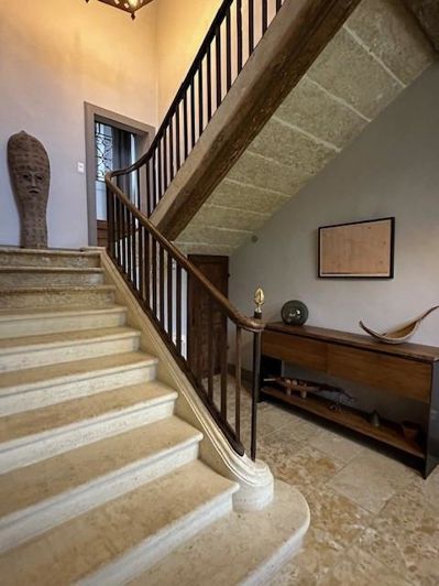 Image No.5-5 Bed Property for sale