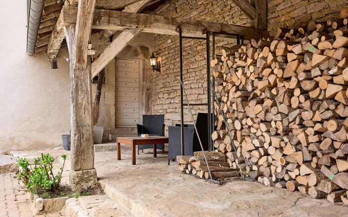 Image No.17-6 Bed Property for sale