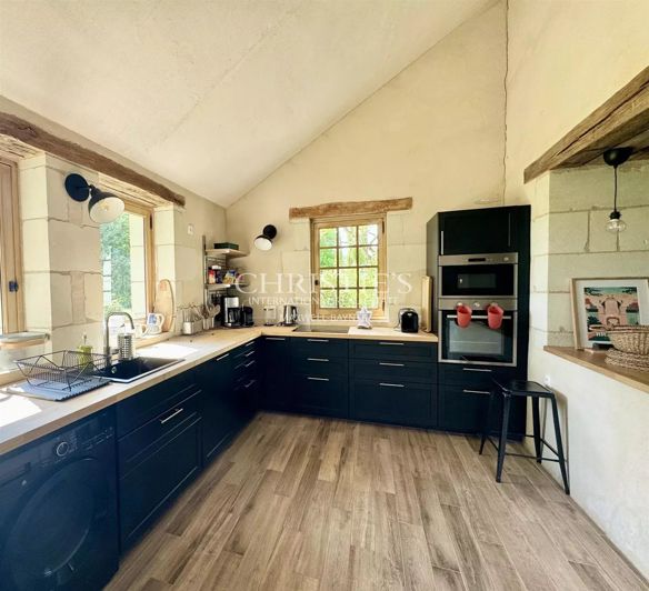 Image No.11-7 Bed House for sale