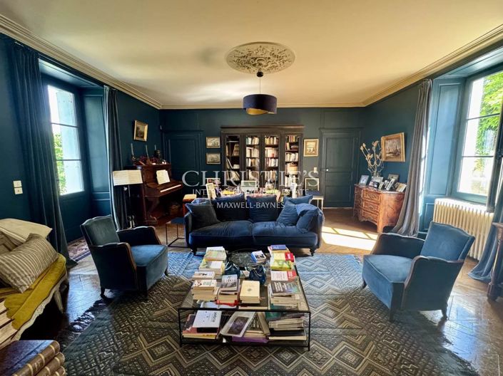 Image No.6-7 Bed House for sale