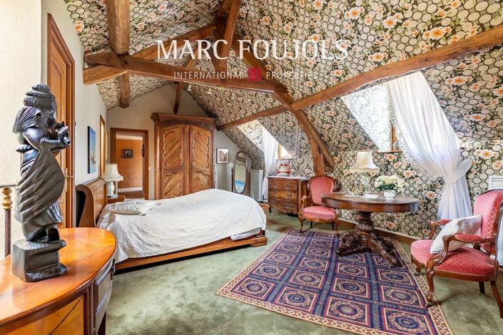 Image No.16-6 Bed House for sale