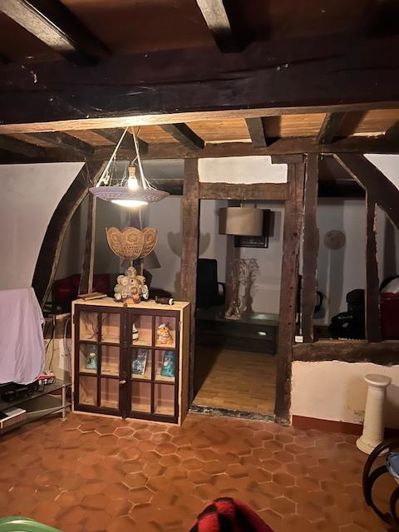 Image No.14-3 Bed House for sale