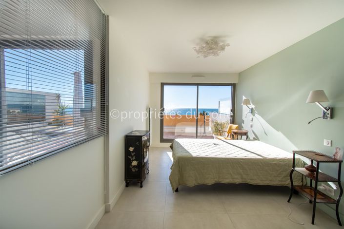 Image No.14-3 Bed Apartment for sale