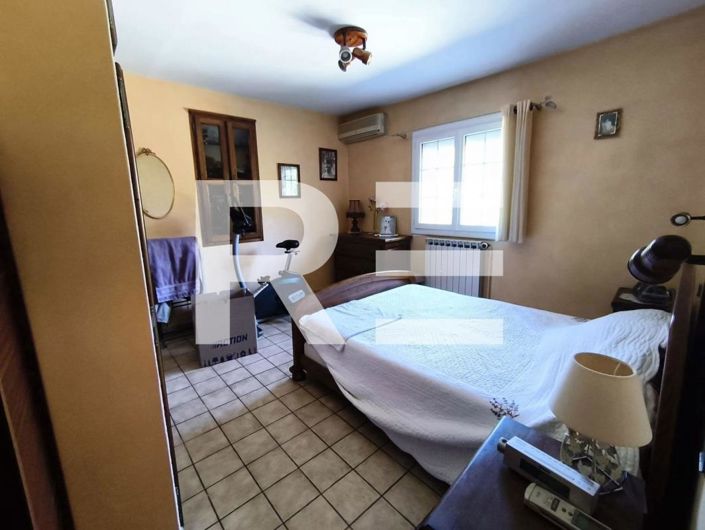 Image No.8-3 Bed House for sale