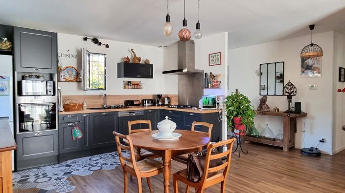 Image No.19-2 Bed House for sale