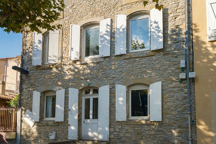 Image No.1-4 Bed House for sale