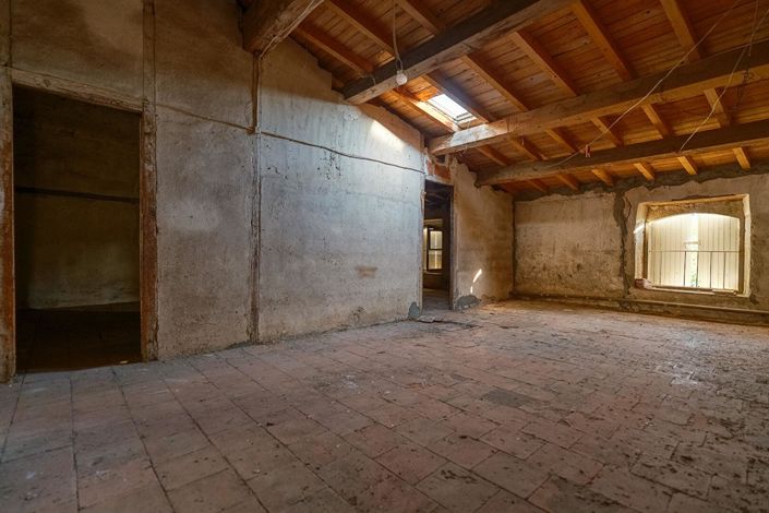 Image No.16-4 Bed House for sale