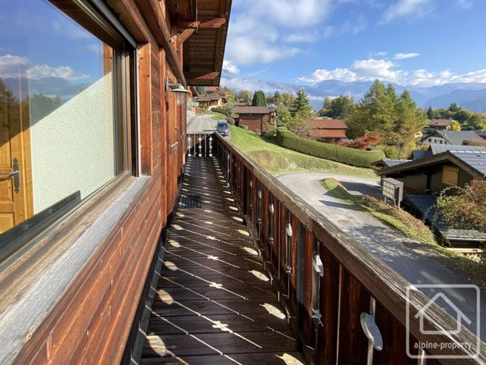 Image No.23-3 Bed Property for sale