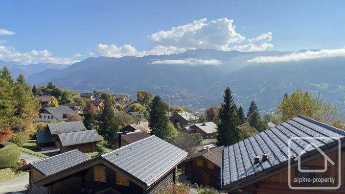 Image No.27-3 Bed Property for sale