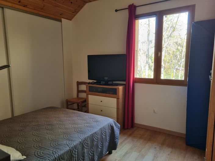 Image No.24-4 Bed House for sale