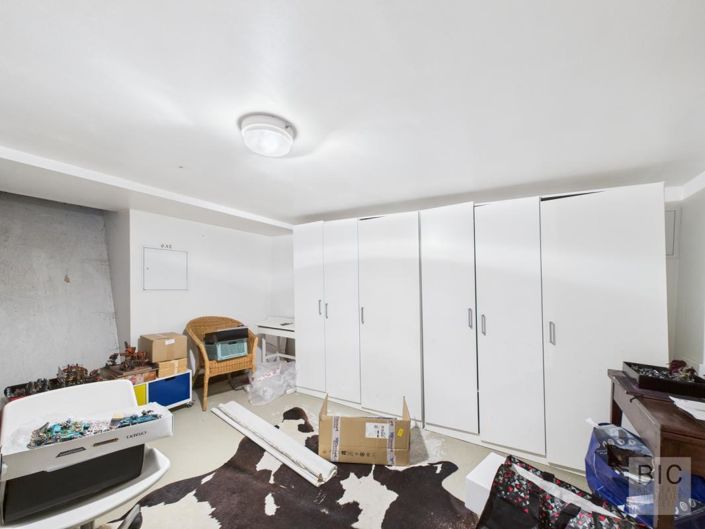 Image No.21-4 Bed House for sale