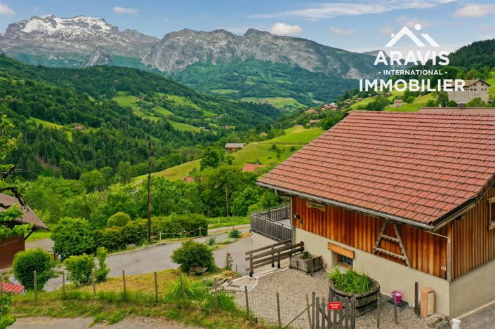 Image No.1-3 Bed House for sale