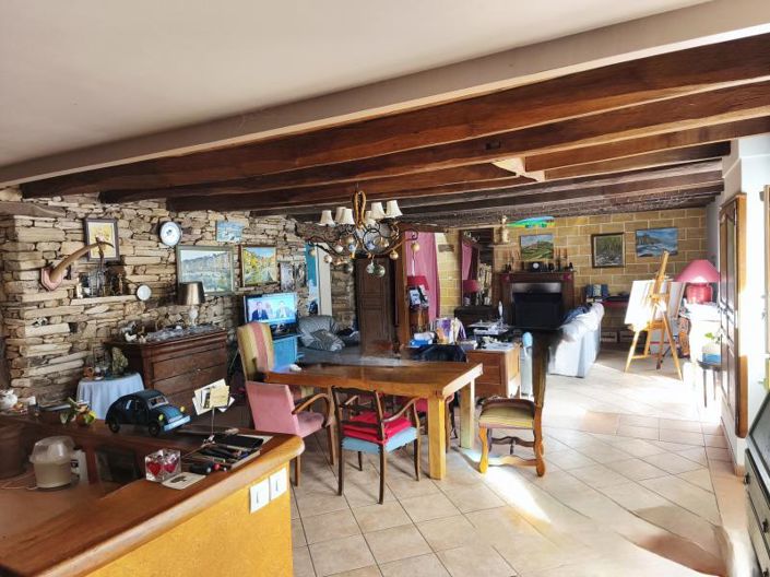 Image No.5-2 Bed House for sale