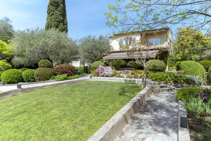 Image No.2-5 Bed House for sale