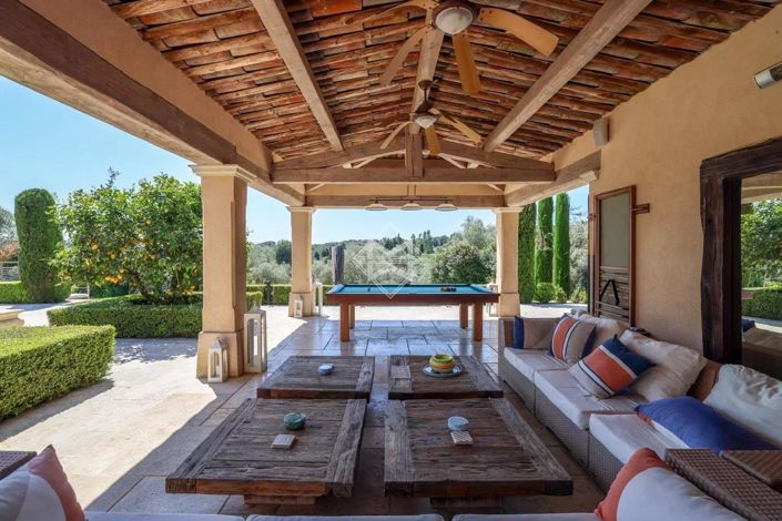 Image No.6-6 Bed House for sale