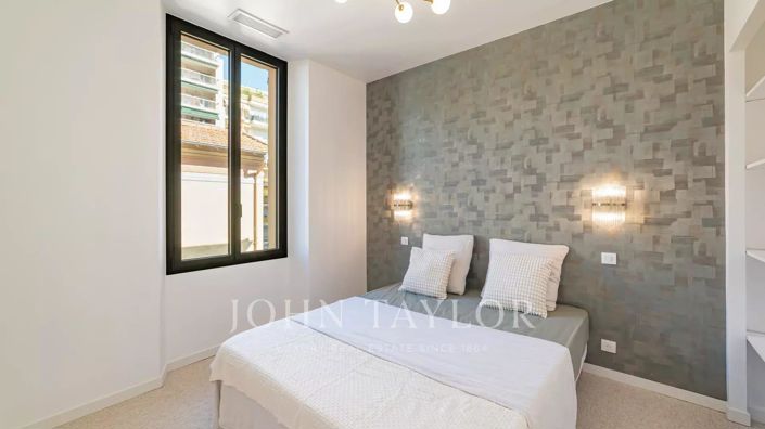 Image No.13-7 Bed House for sale