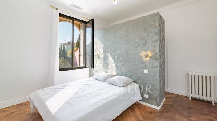 Image No.15-7 Bed House for sale