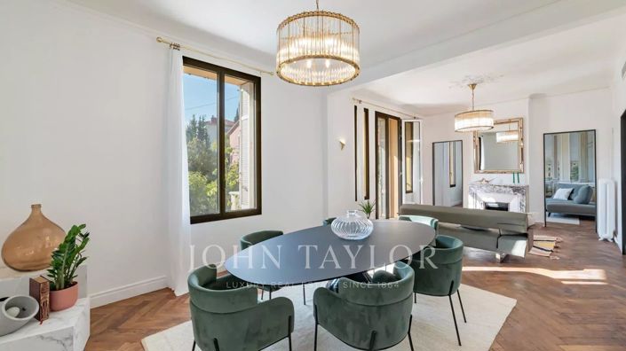 Image No.6-7 Bed House for sale