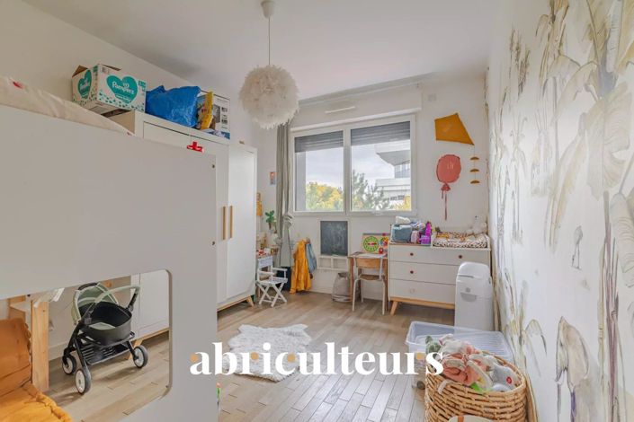 Image No.8-3 Bed Apartment for sale