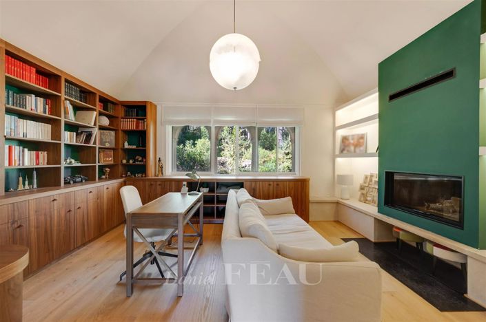 Image No.12-5 Bed House for sale