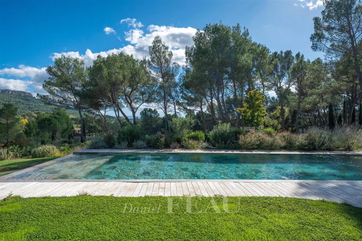 Image No.3-5 Bed House for sale