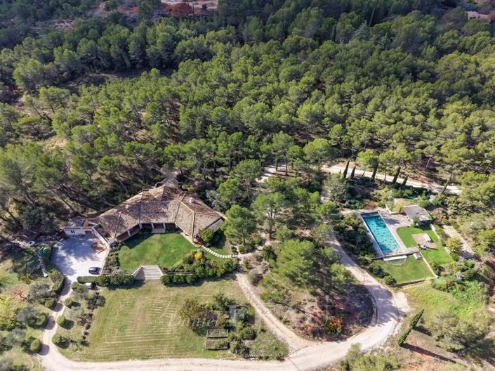 Image No.7-5 Bed House for sale