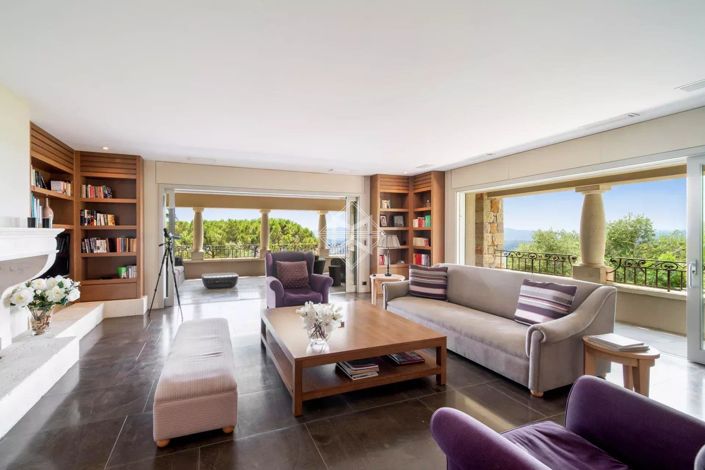 Image No.5-4 Bed House for sale