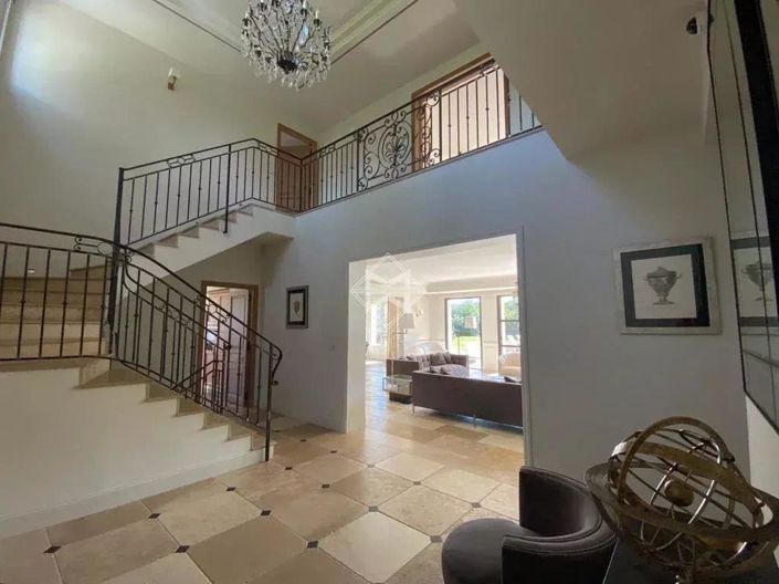 Image No.4-5 Bed House for sale