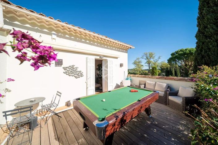 Image No.11-3 Bed House for sale