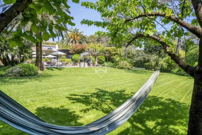 Image No.12-5 Bed House for sale