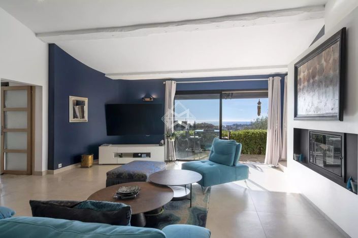 Image No.6-4 Bed House for sale