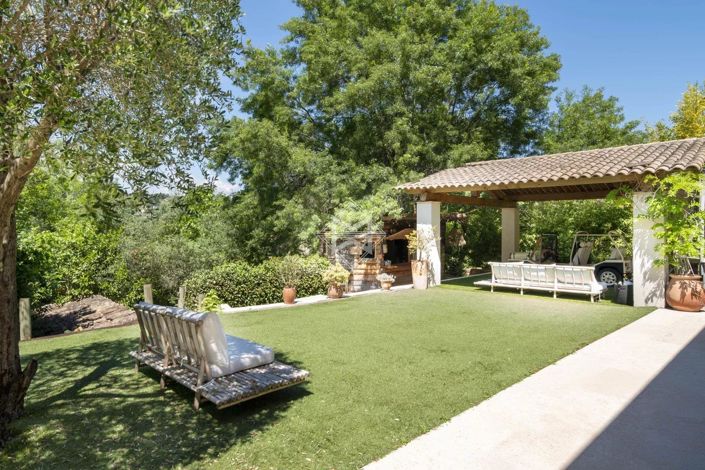 Image No.11-5 Bed House for sale