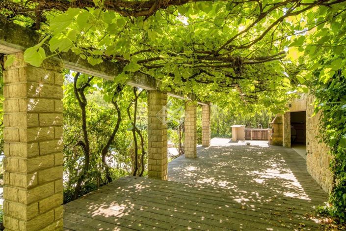 Image No.10-4 Bed House for sale