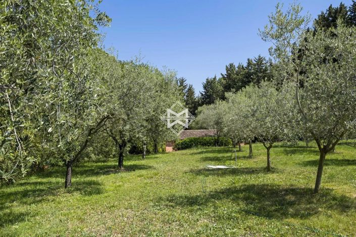 Image No.5-5 Bed House for sale