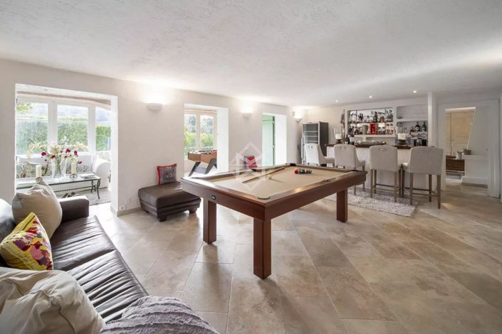 Image No.14-6 Bed House for sale